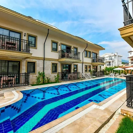 Calis Beach - Yasam Park & 2 Apartament *